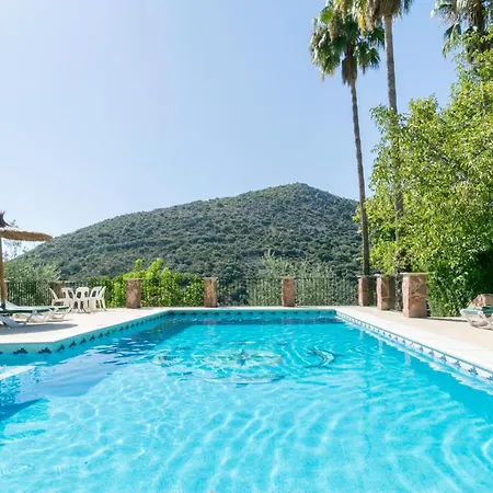 Holiday home In With House A Mountain View *